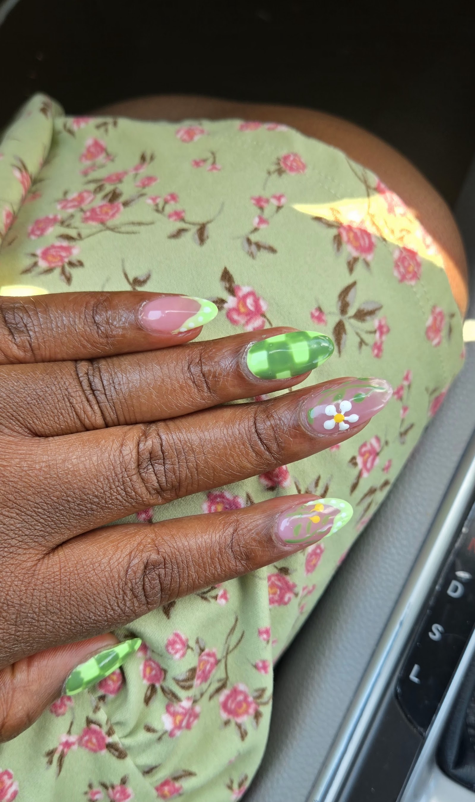 Pro Nails nail photo 8